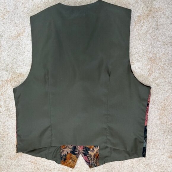 Vintage Floral Vest - Woman's size: 12 - Like New - Picture 2 of 8
